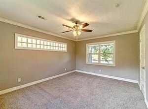 Building Photo - 3318 N Braeswood Blvd