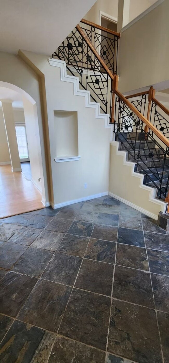 Foto del edificio - 503 Taskwood Dr