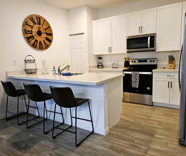 Building Photo - 5032 Arancia Ln