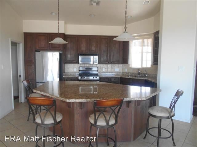 Building Photo - 3 br, 2 bath House - 5642 E View Parkway