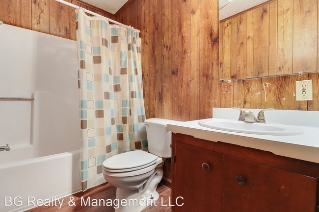 Building Photo - 3 br, 1 bath House - 1702 N 3rd Street