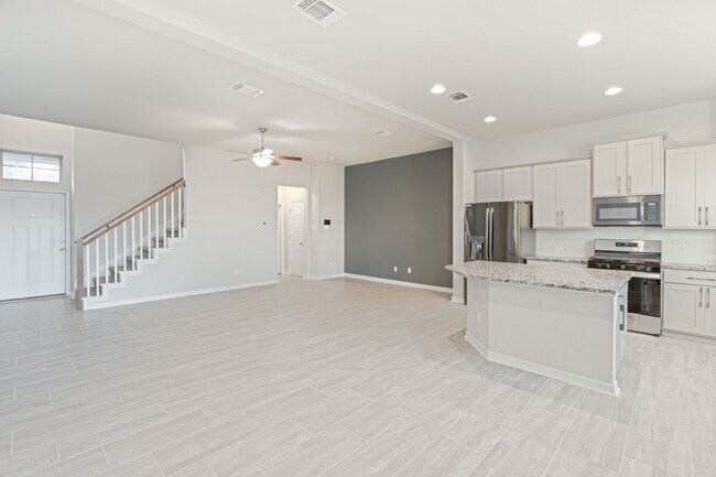 Foto del edificio - 2212 Dillon Pond Ln