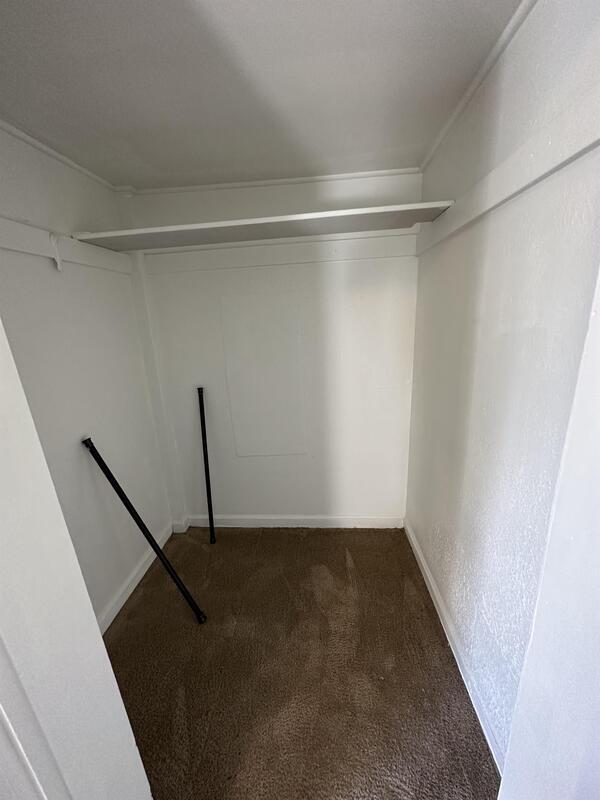 Foto del edificio - 4082 E 67th St