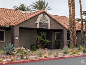 Building Photo - 5038 S Rainbow Blvd