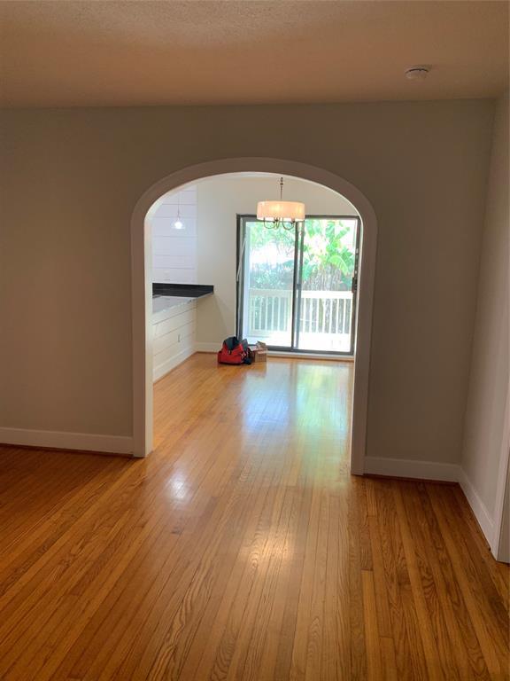 Building Photo - 5028 Avenue Q 1/2