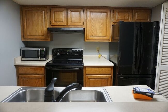 Foto del edificio - 2 Bed 2 Bath Townhouse