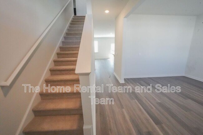 Building Photo - 108 Windrush Pnes