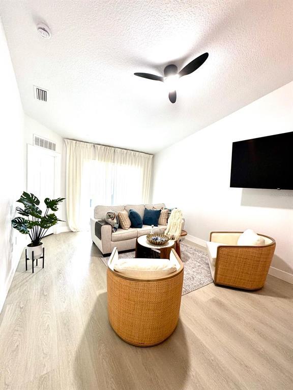Foto del edificio - 2870 Club Cortile Cir