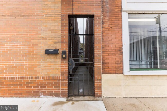 Building Photo - 2603 Orthodox St