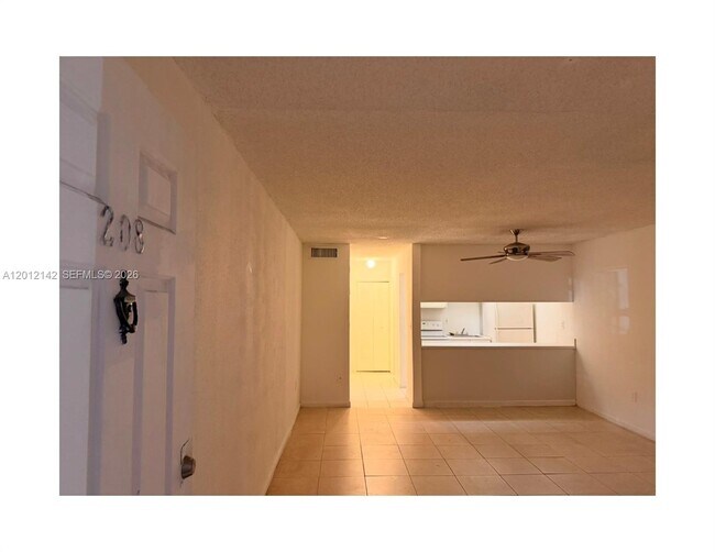 Foto del edificio - 291 NW 177th St