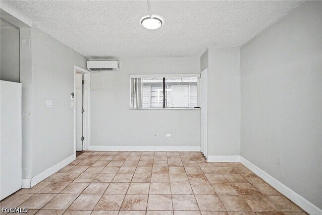 Foto del edificio - 2214 Quality Life Ctr Wy