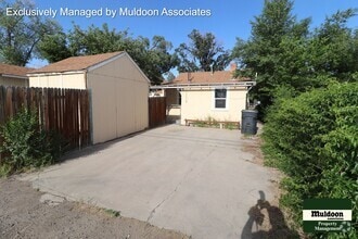 Building Photo - 2415-2417 Evans Ave
