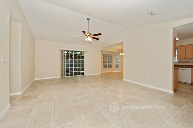 Building Photo - 7246 Highland Loop
