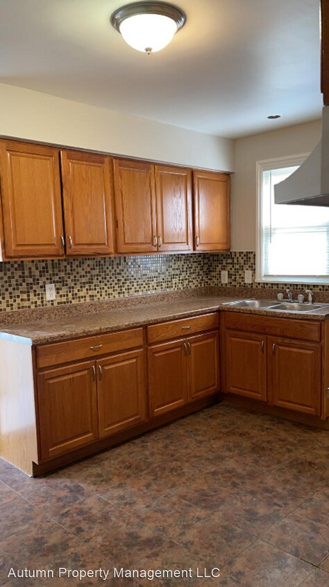 Primary Photo - 3 br, 1 bath House - 6346 Farmbrook