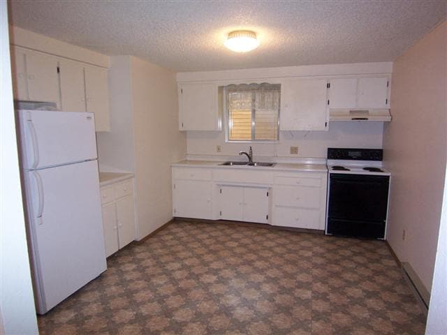 Sample Kitchen - 409-415 S Third Ave