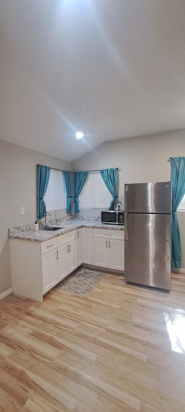 Foto del edificio - 3505 N 72nd St