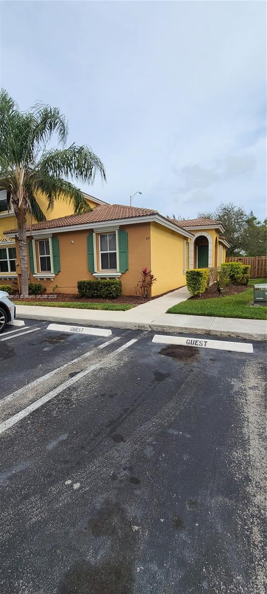 Building Photo - 971 NE 42nd Pl