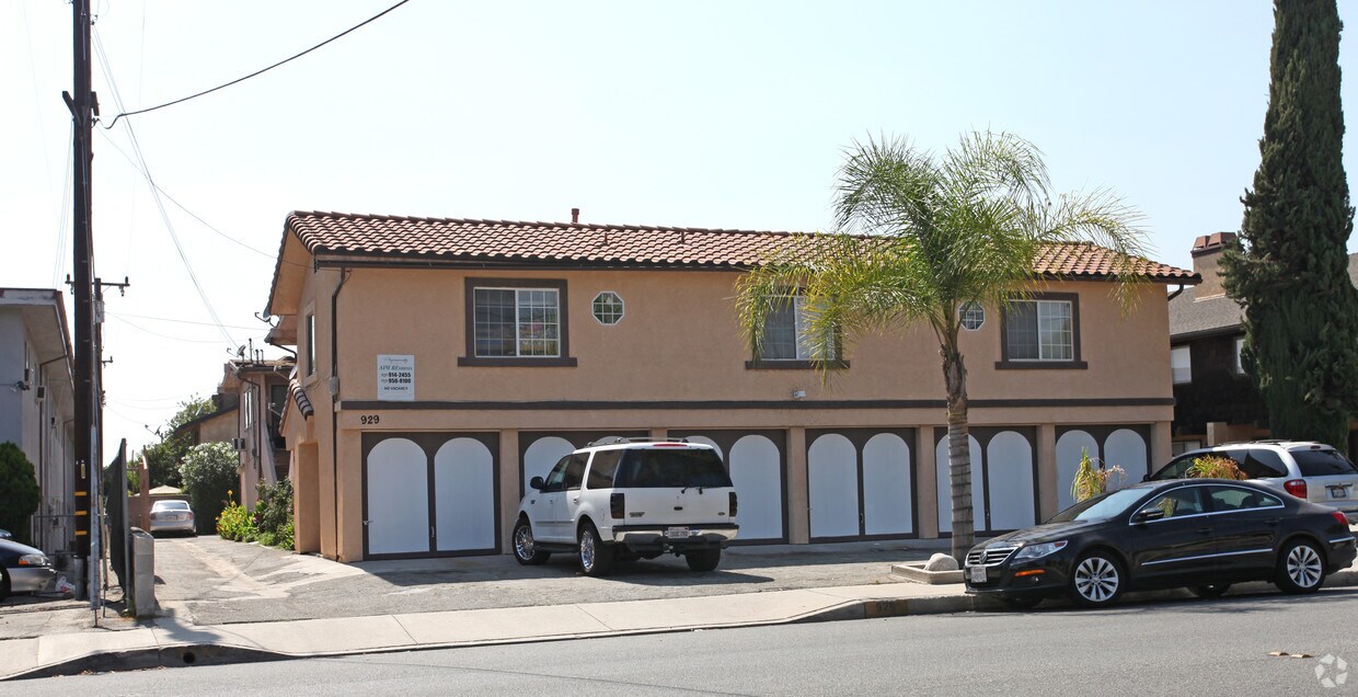 Building Photo - 929 Mt. Olive Dr