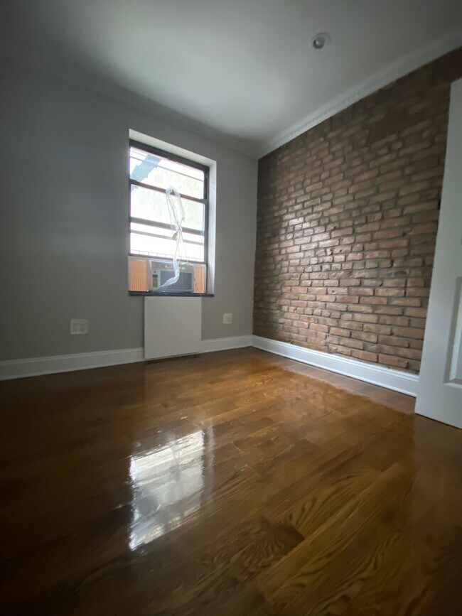 Common area - 222 Avenue B