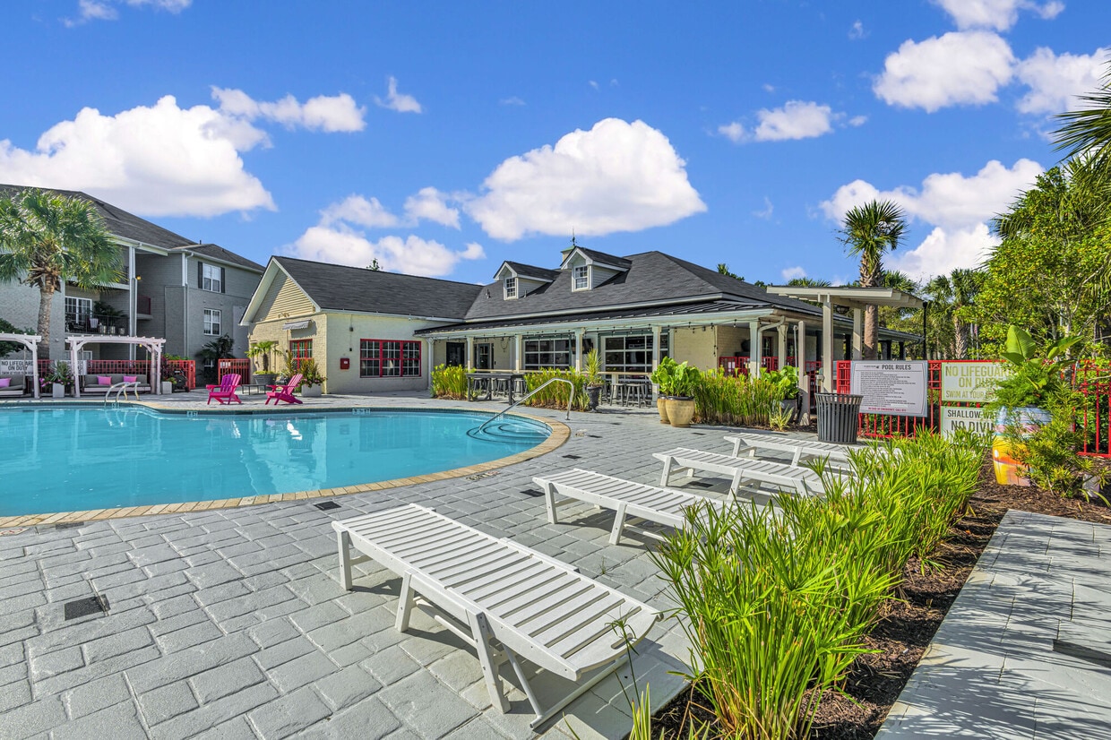 Primary Photo - Atlantic Palms