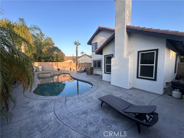 Foto del edificio - 10574 Deerfield Dr