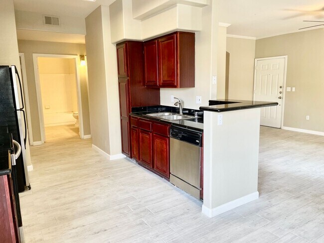 Foto del edificio - Stunning 3 Bedroom Condo In Scottsdale!