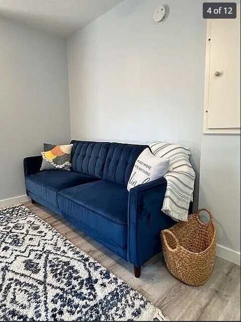 Foto del edificio - 3219 Roscoe Ave