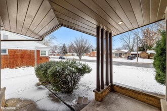 Building Photo - 5342 Streefkerk Dr