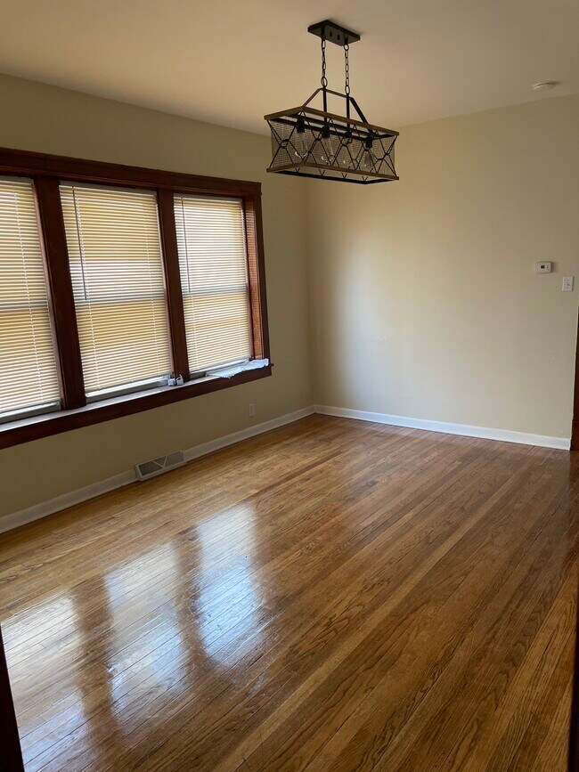 Foto del edificio - 4329 W Hirsch St