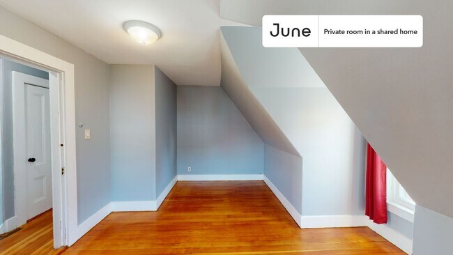 Foto del edificio - Room in Shared 7 bed/2 bath home in Allston