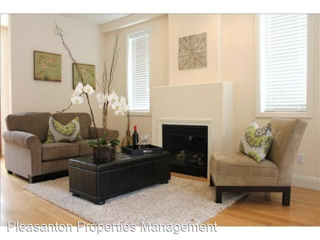 Building Photo - 3 br, 2.5 bath House - 632 W. Sunnyoaks Ave.