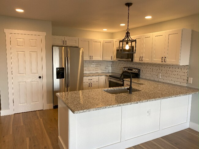 Building Photo - 286 Caswell Rd