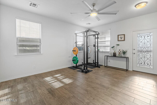 Building Photo - 4532 McBee Ct