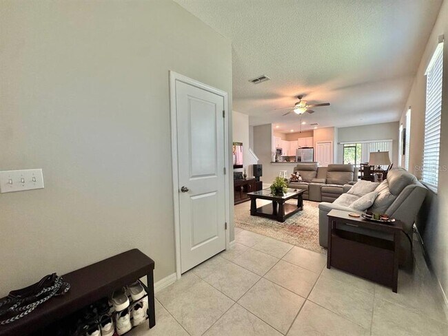 Foto del edificio - 3587 Bellmeade Ct