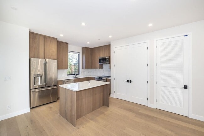 Foto del edificio - Newly Constructed 2 Bed, 1 Bath ADU in Barron Park w/ AC & Private Patio