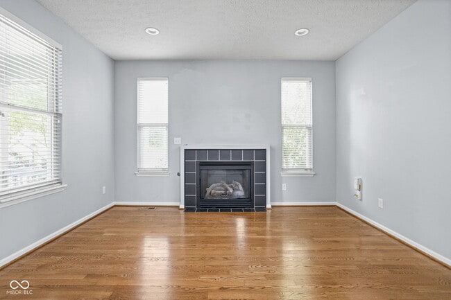 Building Photo - 2213 N Talbott St