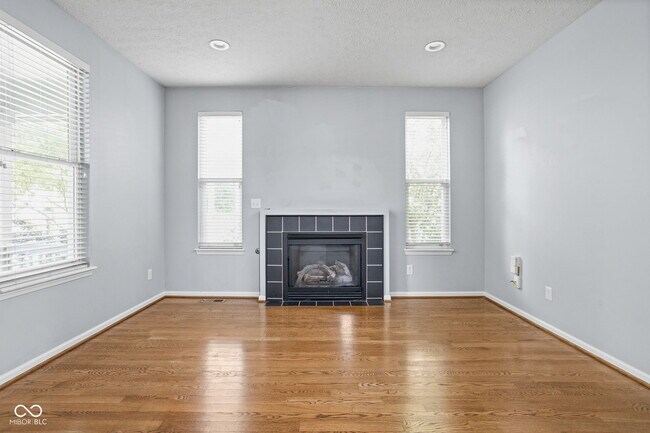 Foto del edificio - 2213 N Talbott St