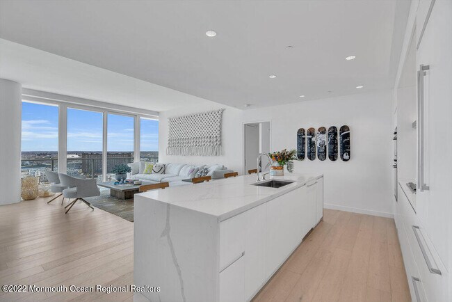 Foto del edificio - 1101 N Ocean Ave