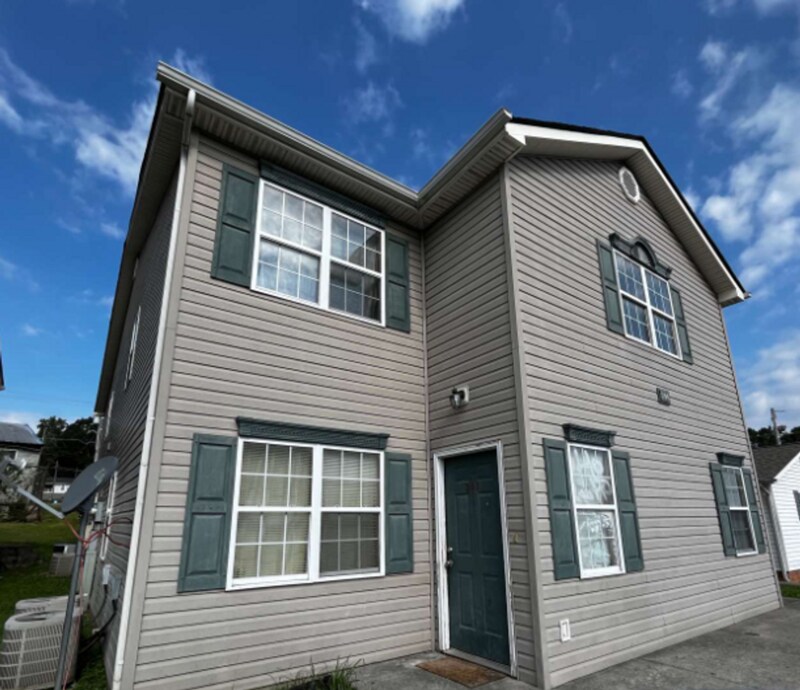 201 Corey Cir, Fort Oglethorpe, GA 30742 Condo for Rent in Fort