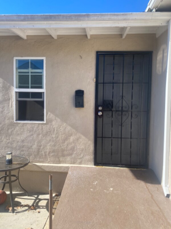 6826 San Luis Ave, Bell, CA 90201 Condo for Rent in Bell, CA