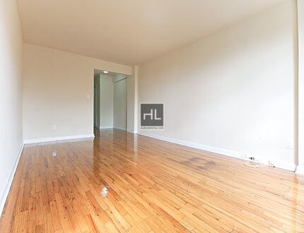 Building Photo - 8131 Baxter Ave