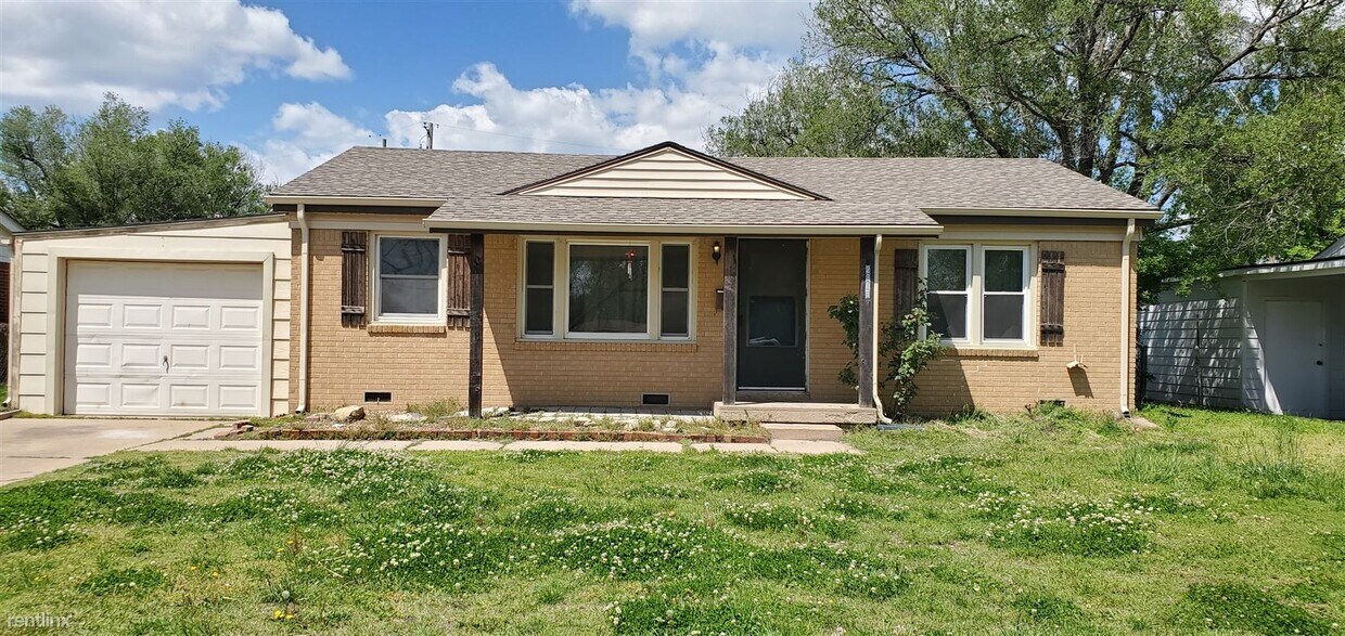 Primary Photo - 3 br, 1 bath House - 2316 W Wildwood Rd