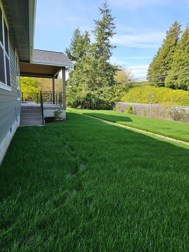 Foto del edificio - MOVE IN SPECIAL! Newly Built Home in Birch...