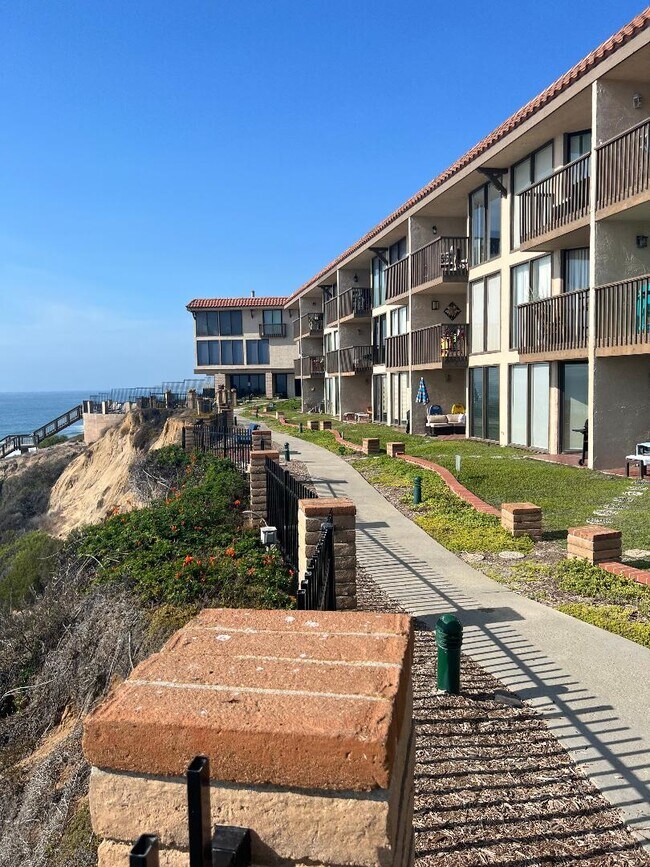 190 Del Mar Shores Ter Unit 55, Solana Beach, CA 92075 Condo for Rent