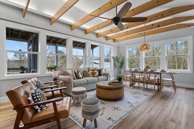 Foto del edificio - 304 Tide St