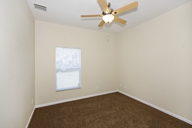 Foto del edificio - 349 Wellwood St SW