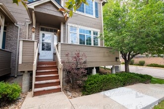Building Photo - 5555 E Briarwood Ave
