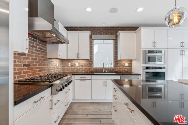 Foto del edificio - 12860 S Seaglass Cir