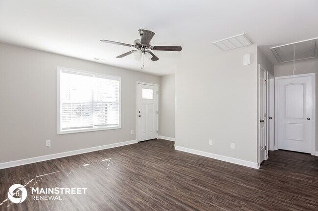 Foto del edificio - 372 Wood Ave