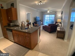Building Photo - 12925 Centre Park Cir